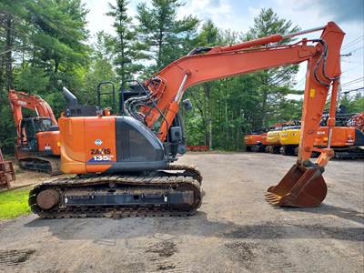 2021 Hitachi ZX135USK-6 Tracked Excavator