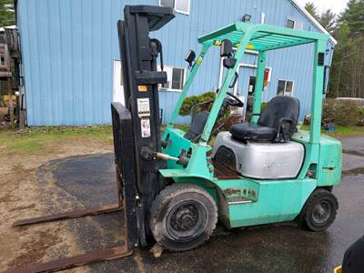 1999 Mitsubishi FG25 Gas/LPG 5,000lbs Forklift