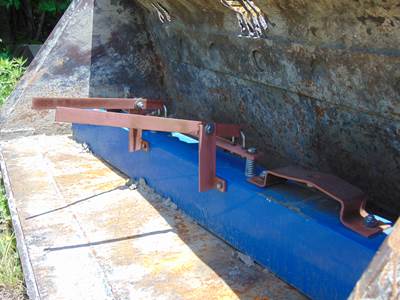 Unmarked Lifting Magnet