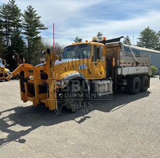 2012 Mack Granite GU713 Plow / Spreader Truck