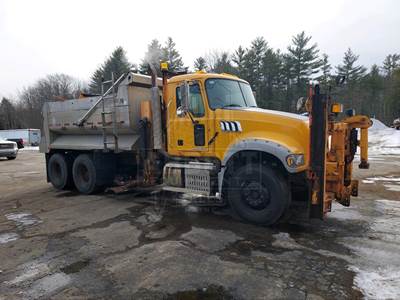 2013 Mack GU713 Plow/Dump Truck