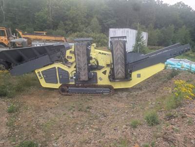 2022 Ark Kompatto 5030 Tracked Screen Plant