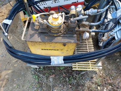 Enerpac hydraulic pump w/hose