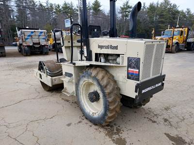 Ingersoll Rand SD49D/F Smooth Drum Compactor