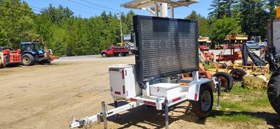 Unmarked Traffic Control / Arrow / Message Board