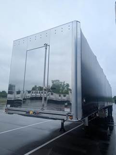 MAC 53x102 Aluminum Flatbed Trailer - Air Ride, Sliding Spread Axle