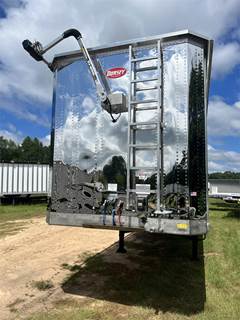 Dorsey 53x102 Tandem Axle Aluminum Open Top Trailer - Air Ride, Sliding Axle