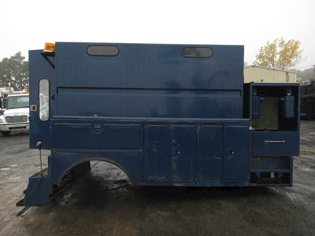 Utility Truck Beds For Sale >> 2002 Utility 12 Ft Truck Body For Sale Ronkonkoma Ny 000111 Utility Truck Beds For Sale >> 2002 Utility 12 Ft Truck Body For Sale Ronkonkoma Ny 000111
