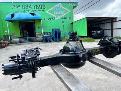 2007 Eaton 19060S Front Axle Assembly