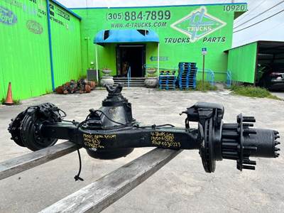 2007 Eaton Front Axle Assembly