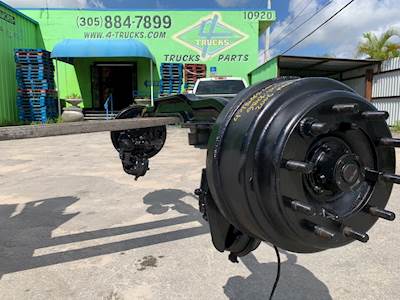 2006 Mack Front Axle Assembly