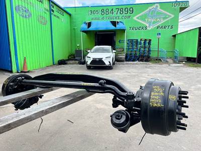 2014 Mack 21895907 Front Axle Assembly