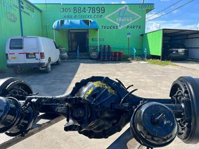 2011 Mercedes-Benz Front Axle Assembly