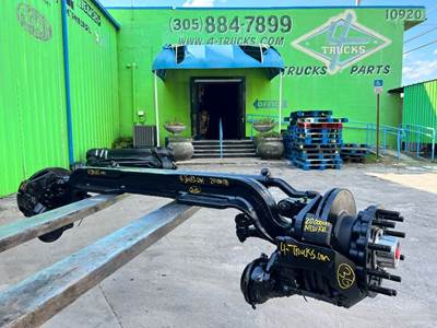 2015 Meritor MFS20133ANK69 Front Axle Assembly