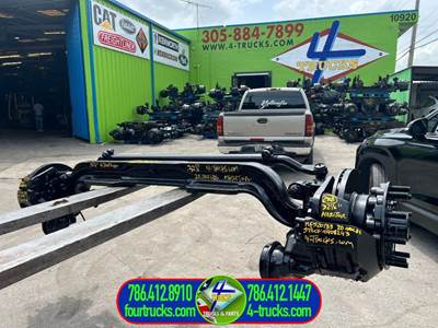 2018 Meritor MFS20133 Front Axle Assembly