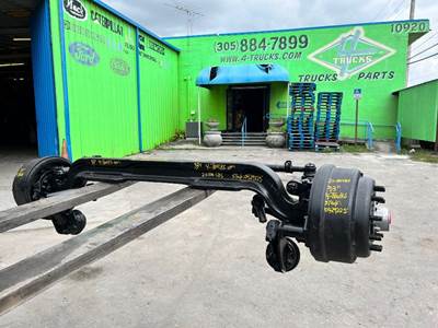 2013 Meritor-Rockwell 20.000LBS Front Axle Assembly