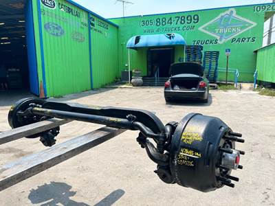 2011 Meritor-Rockwell 20.000LBS Front Axle Assembly