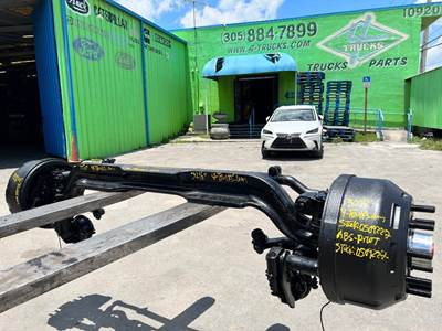 2010 Meritor-Rockwell 20.000LBS Front Axle Assembly