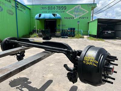 2009 Meritor-Rockwell 20.000LBS Front Axle Assembly