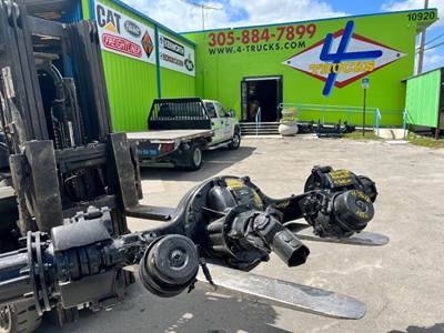 2008 Meritor-Rockwell RR23160 Front Axle Assembly