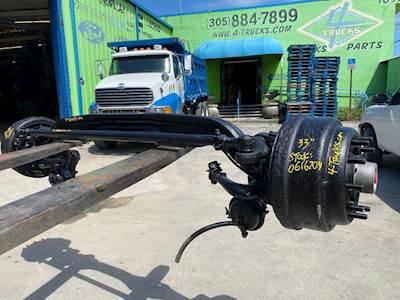 2006 Spicer 18.000-20.000LBS Front Axle Assembly
