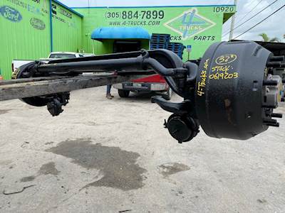 2005 Spicer 18.000-20.000LBS Front Axle Assembly