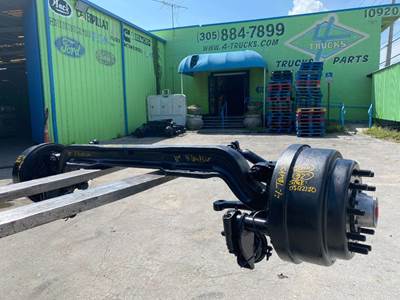 2010 Spicer Front Axle Assembly