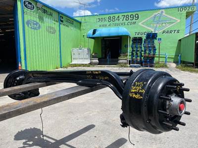 2014 Spicer Front Axle Assembly