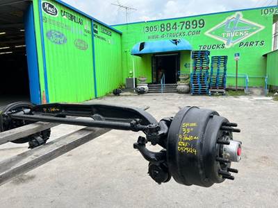 2014 Spicer 18.000LBS Front Axle Assembly
