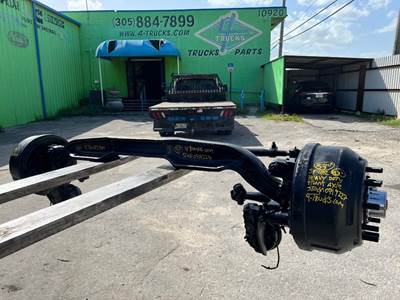 2017 Spicer 20.000LBS Front Axle Assembly