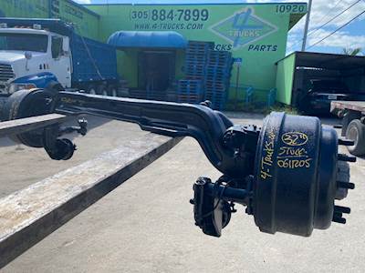 2010 Spicer Front Axle Assembly