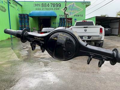 1992 Eaton RS402 Axle Housing