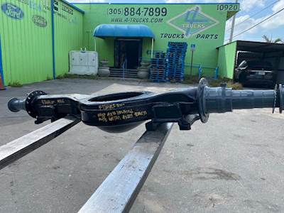 2010 Mack 46.000LBS CAMEL BACK HANGERS Axle Housing