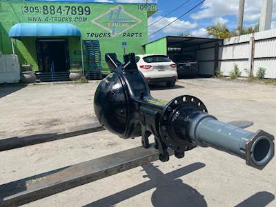 2014 MERITOR-ROCKWELL RS23160 Rear Axle Housing