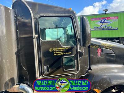 2014 Kenworth T660 Cab Assembly