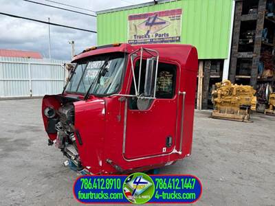 2013 Kenworth T800 Cab Assembly