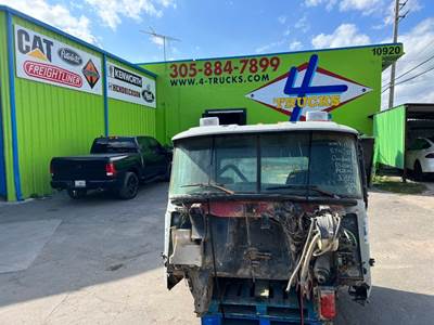 2006 Mack CHN613 Cab Assembly