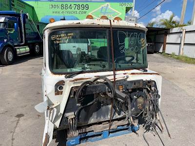 2000 Mack RD688S Cab Assembly