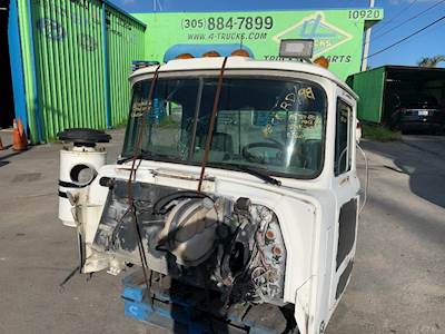 1998 Mack RD690S Cab Assembly