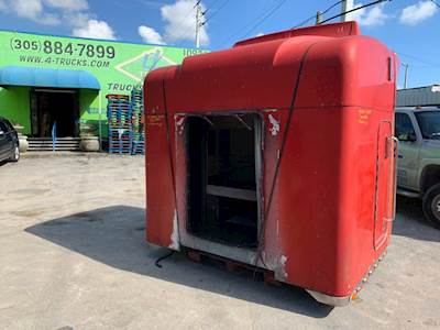 1999 Peterbilt 377 Cab Assembly