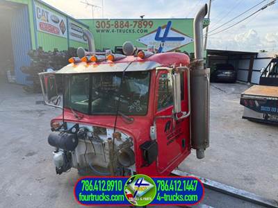 2006 Peterbilt 378 Cab Assembly