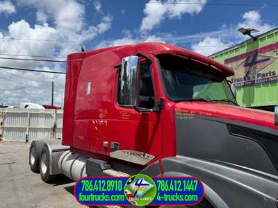 2007 Volvo VNL Cab Assembly