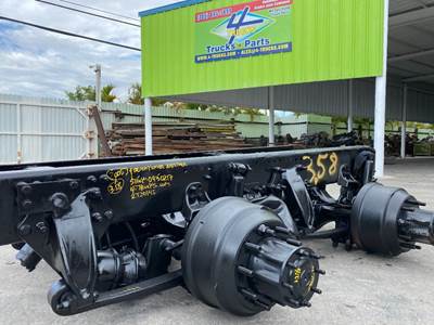 2005 Freightliner AIRLINER Cutoff