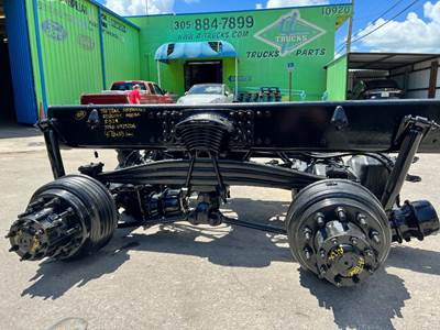 2015 Freightliner TUFTRAC Cutoff