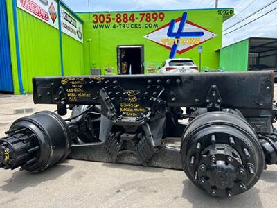 2015 Hendrickson HAULMAAX Cutoff