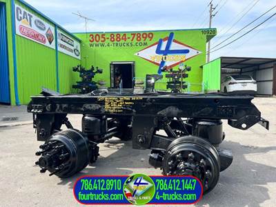 2017 Hendrickson VANTRAAX Cutoff