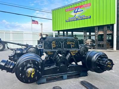 2013 Mack HN-HENDRICKSON Cutoff