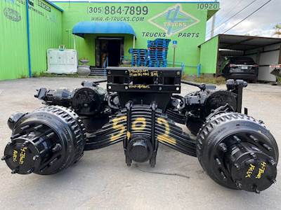 2011 Mack Camel Back Cutoff