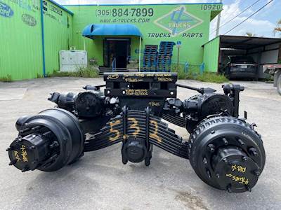 2009 Mack Camel Back Cutoff