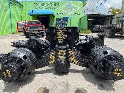 2011 Mack Camel Back Cutoff